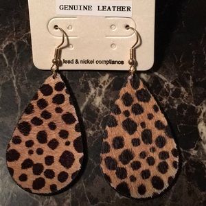 Jewelry - Last Pair 💥 Leopard Leather Teardrop Earrings Jewelry - Last Pair 💥 Leopard Leather Teardrop Earrings
